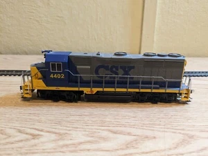 Bachmann 60703 - CSX #4402 EMD GP35 - Diesel Locomotive - DCC - HO Scale - Picture 1 of 13