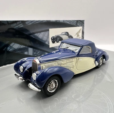 MINICHAMPS Bugatti Type 57C Aravis 1939 Model Car 1:43 Mullin Automotive Museum - Image 1 of 4