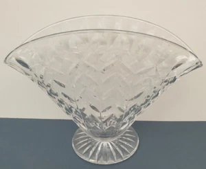 WEBB CORBETT Fan Vase Cut Crystal Glass Len Green Grasses MCM Vintage Art Deco - Picture 1 of 18
