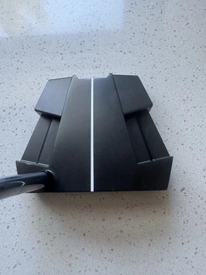 Odyssey Eleven Tour Lined DB Putter 34” Left Hand  Super Stroke + Weights - Image 1 of 4