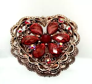 Vintage Brooch Gold Tone Metal Red Stone Glass Flower Heart Design Filigree - Picture 1 of 12