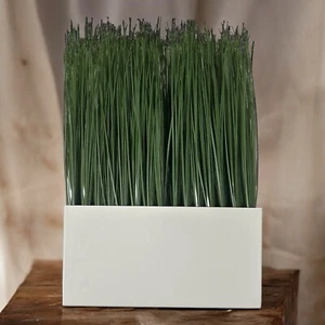 IKEA FEJKA Kunsttopfpflanze mit weißem Topf drinnen draußen hoches Gras - Bild 1 von 1