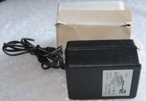 ALIMENTATORE ADAPTER POWER SUPPLY SEGA MEGA DRIVE 2 - Foto 1 di 4