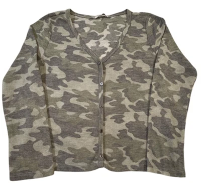 Blusa Tresics camuflagem waffle malha botão falso TAMANHO-GRANDE - Imagem 1 de 4