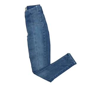 Free People 26Wx27L Feel Alright Skinny Leg Jeggings Style Denim Jeans NWT  - Picture 1 of 1