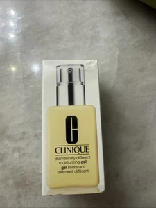 Clinique Dramatically Different Moisturizing Gel Oil-Free, 4.2 fl. oz. NEW - Picture 1 of 4