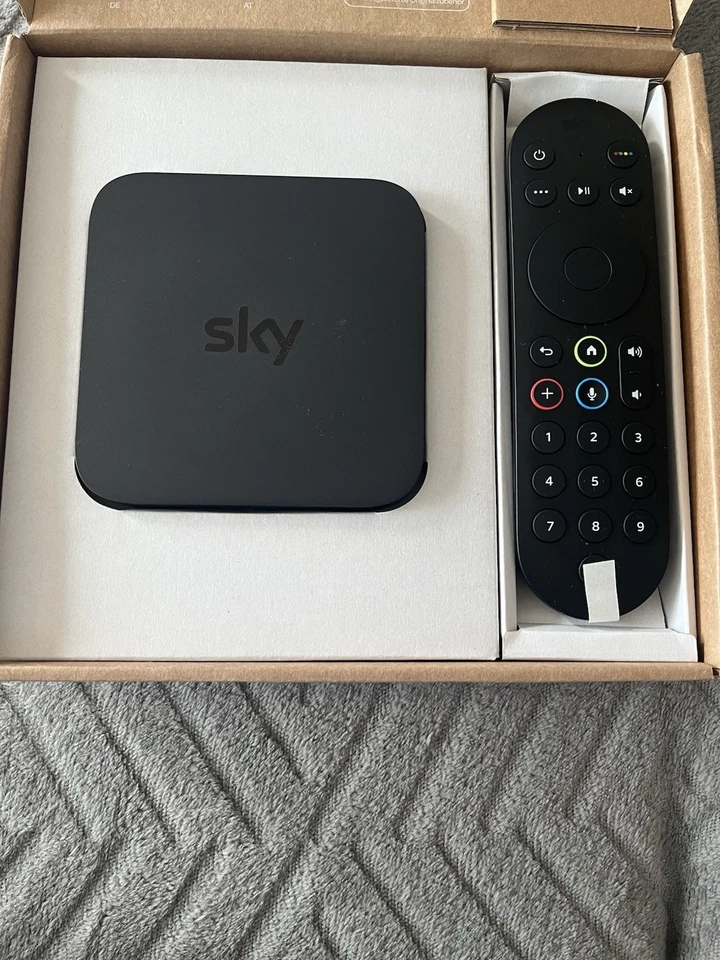 Sky Q Mini TV Box IP-TV Stream Box WLAN WiFi - Bild 1 von 1