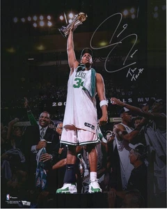 Paul Pierce Boston Celtics Signed 16 x 20 Holding Trophy Photograph w/Truth Insc - Picture 1 of 1
