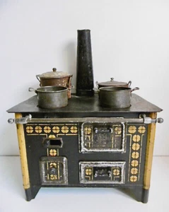 JOUET ANCIEN JEP CUISINIÈRE EN TÔLE ET TÔLE NICKELÉE DÉCOR AU POCHOIR ANNÉE 1932 - Imagen 1 de 13
