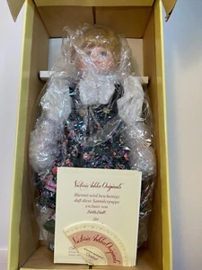 Goebel 1992 Limited Edition Victoria Ashlea Original "Trudie" 152/500 - Picture 1 of 6
