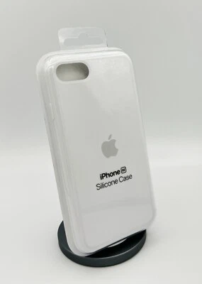 Apple Silicon Back Case for iPhone SE (3rd 2022 & 2nd Gen 2020) / 8 / 7 - White - Image 1 of 4