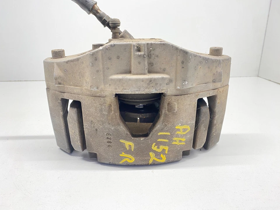 03-09 VOLVO XC90 MENSAJERO PINZA LATERAL DELANTERA EXCLUYENDO RUEDA 16" OEM, 536-50153 Foto 1 de 4