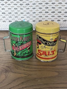 Nostalgisches ELTON KIRBY'S Vintage Salz & Pfeffer Set Dose gelb grün Bauernhaus - Bild 1 von 4