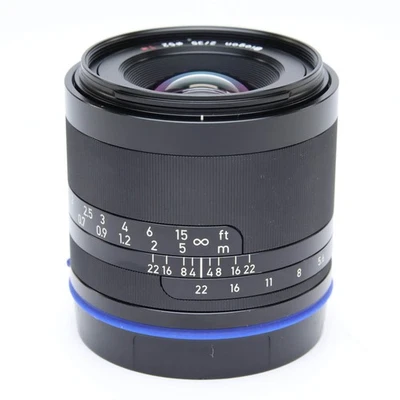 Carl Zeiss Loxia 35mm F/2 (for SONY E mount) #134 - Image 1 of 4