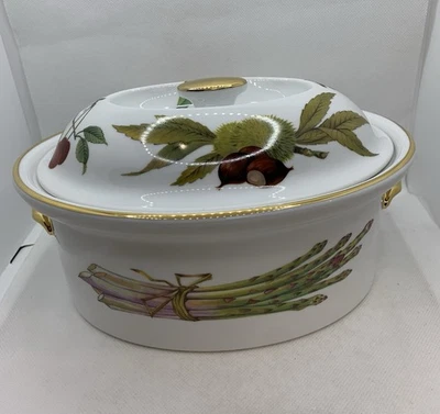 Royal Worcester Evesham Gold Casserole Dish 9” Oven To Tableware New Gift Fruit - Image 1 of 4