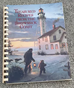Treasured Recipes From the Shipwreck Coast by Jan M. Holt Spiral Bound Cookbook - Imagen 1 de 14