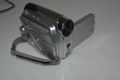 ^^ CANON DIGITAL VIDEO CAMCORDER ZR850 NTSC (LBN44) - Image 1 of 3