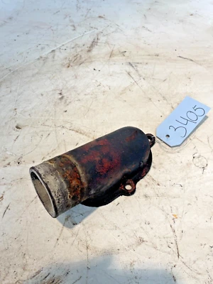1965 Case 931 Tractor Water Thermostat Manifold Tube 930 A32611 - Imagem 1 de 4