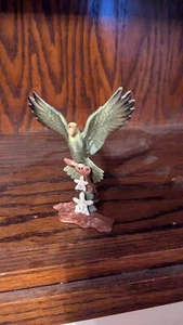 HTF Specialty Hagen Renaker Parrot on Base - Picture 1 of 7