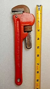 Vintage HUSKY Heavy Duty 10 Inch Drop Forged Jaws Pipe Wrench - Picture 1 of 8