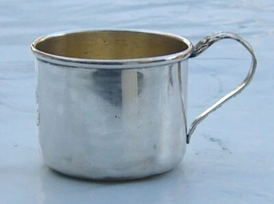 Taza de jugo para niños Lunt de plata de ley mango de flor de azahar Foto 1 de 4