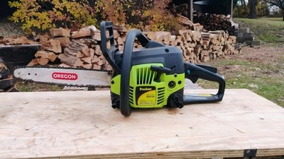 Poulan P3314 chainsaw, this edition w/42cc engine w/ pick up 1/2 face cord incl. - Image 1 of 4
