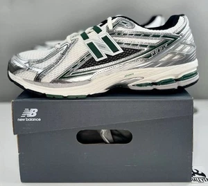 New Balance 1906R 'Silver Metallic/ Green' | Men Sizes 7.5 - 14 | - Picture 1 of 9