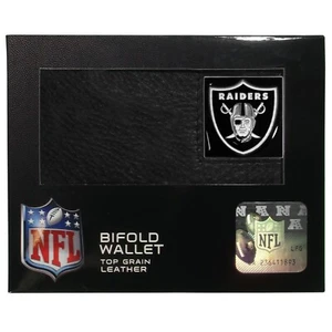 Cartera de cuero doble pliegue Las Vegas Raiders logotipo de equipo de metal con licencia oficial - Imagen 1 de 2