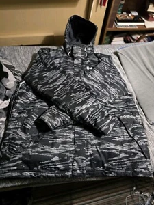 Underarmour Coat, Wolverine Cold Gear, Mint , Awesome Don't Miss Out - Picture 1 of 14