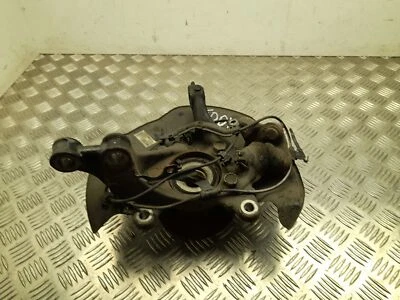 Carcasa de cojinete de rueda delantera derecha Toyota PRIUS 2016 Foto 1 de 4