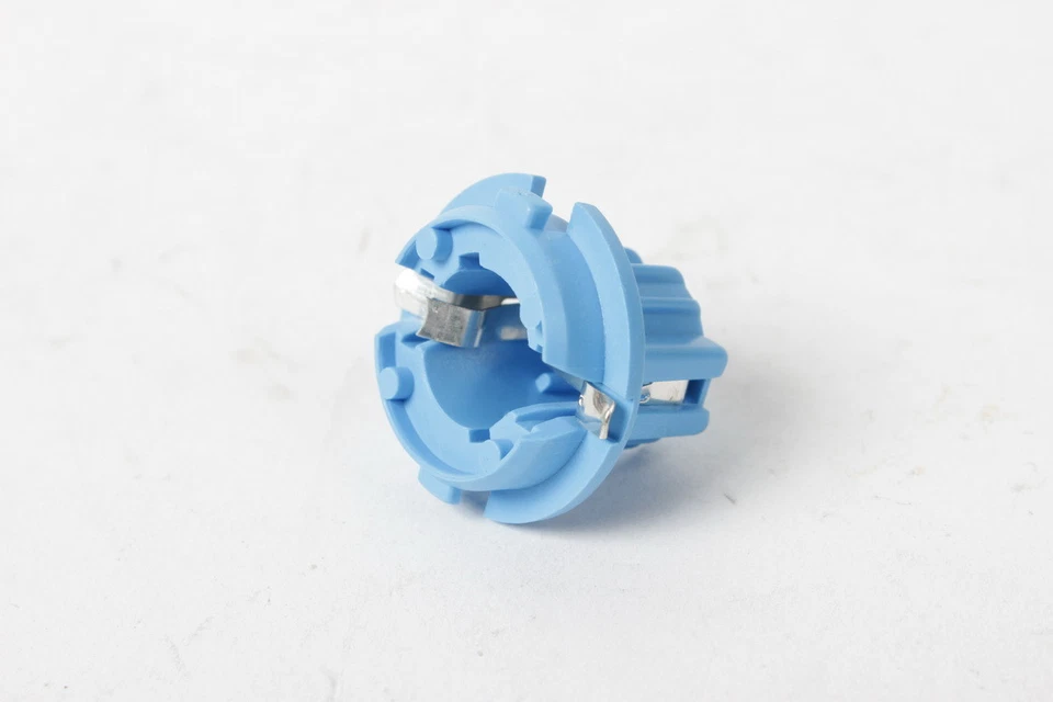 Soquete de lâmpada traseira de volta de backup Mercedes Benz genuíno W164 W170 W220 S600 R320 - Imagem 1 de 1