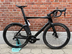 NEW! Bianchi Oltre Pro Carbon / Shimano Ultegra Di2 2x12 / Size 59 / Reparto Corse 50R - Picture 1 of 15