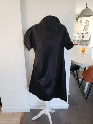 Vestido Comme Des Garcons Pequeño Negro XS  Foto 1 de 4