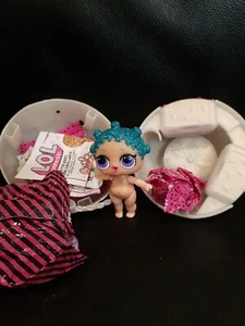  LOL COSMIC QUEEN GLITTER SERIES Doll.sze - Picture 1 of 1