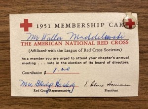Vintage 1951 The American National Red Cross Membership Card A9