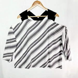 Country Road Size L Black White Striped Off Shoulder 3/4 Sleeve Loose Fit Top - Picture 1 of 8