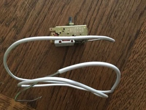 Hopoint Freezer Thermostat - Picture 1 of 5