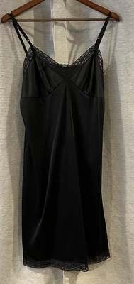 Vestido Vintage Vanity Fair Negro Nylon Sin Mangas Completo 38 Correas Ajustables Hecho en EE. UU. Foto 1 de 4