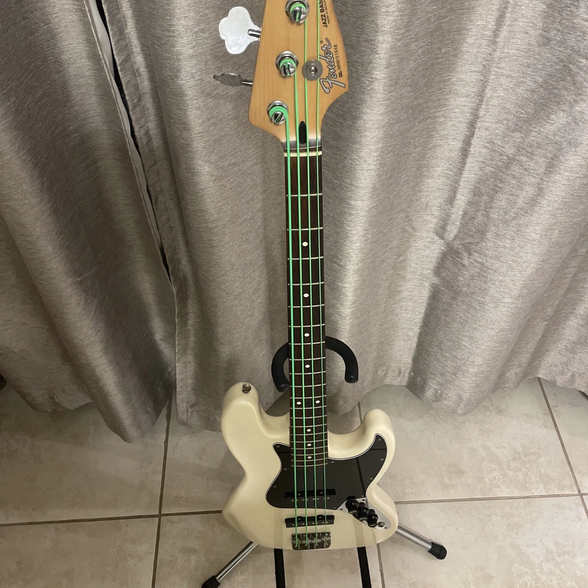 Fender P Bass Mexico for sale - eBay