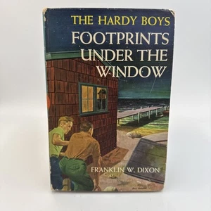 THE HARDY BOYS "FOOTPRINTS UNDER THE WINDOW" BY FRANKLIN W. DIXON HB 1933 - Picture 1 of 7