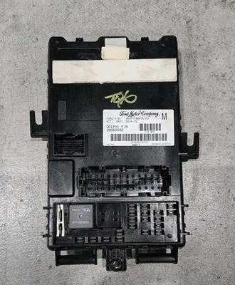 07-08 Ford Mustang Convertible Body Control Module Fuse Relay BCM 8R3T-14B476-FD - Image 1 of 3