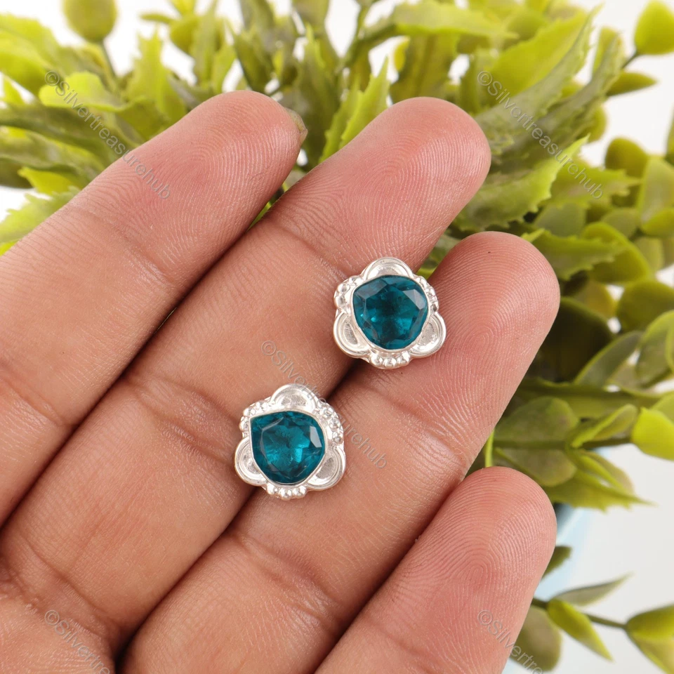 喉轮心形磷灰石纯银耳钉订婚耳环 — 第 1/4 张图片