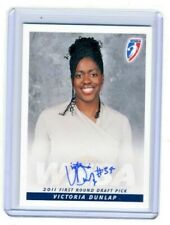 Victoria Dunlap 2011 WNBA Rittenhouse Archive Certified On Card Autograph Auto