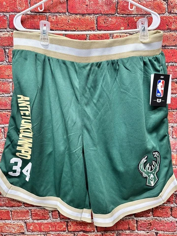 UNK Milwaukee Bucks Giannis Antetokounmpo #34 Basketball Shorts XL Men New NWT Cover