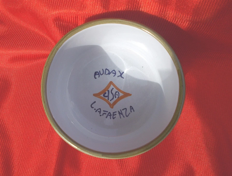 Ciotola in ceramica di Faenza commemorativa coppa lotta greco romana AUDAX CISA - Immagine 1 di 1