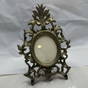 Vintage Ornate Brass Victorian Metal Photo Table Cottagecore Picture Frame Small - Picture 1 of 9