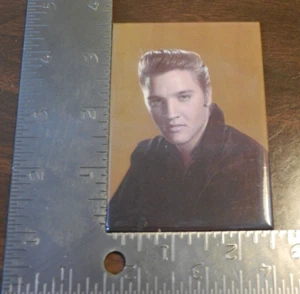 NEW ELVIS PRESLEY BROWN BACKGROUND MAGNET - Picture 1 of 1