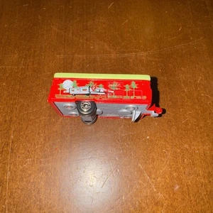Matchbox Red Pop Up Camper - RARE YELLOW POP-UP mint. Glow in the Dark Nice! - Picture 1 of 6
