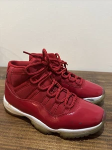 Sneakers Uomo Air Jordan 11 Retro Rosso Taglia 8 136046-800 Win Like 96 - Foto 1 di 15