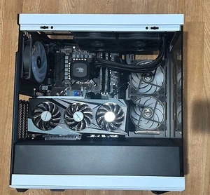 iBUYPOWER Y40 i7-13700F Nvidia 3060 16GB 1TBSSD NVMe Gaming Desktop (White) - Picture 1 of 4